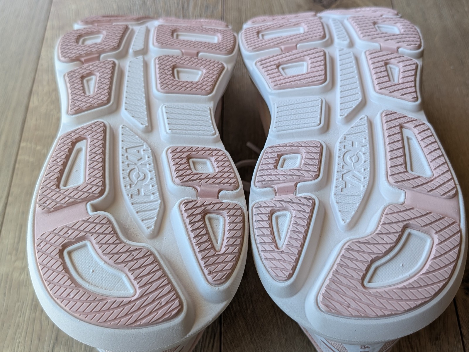 Women's 2025 HOKA Bondi 9 Rose Latte/Rose Cream Cushioned Running Shoes US 9 thumbnail 18