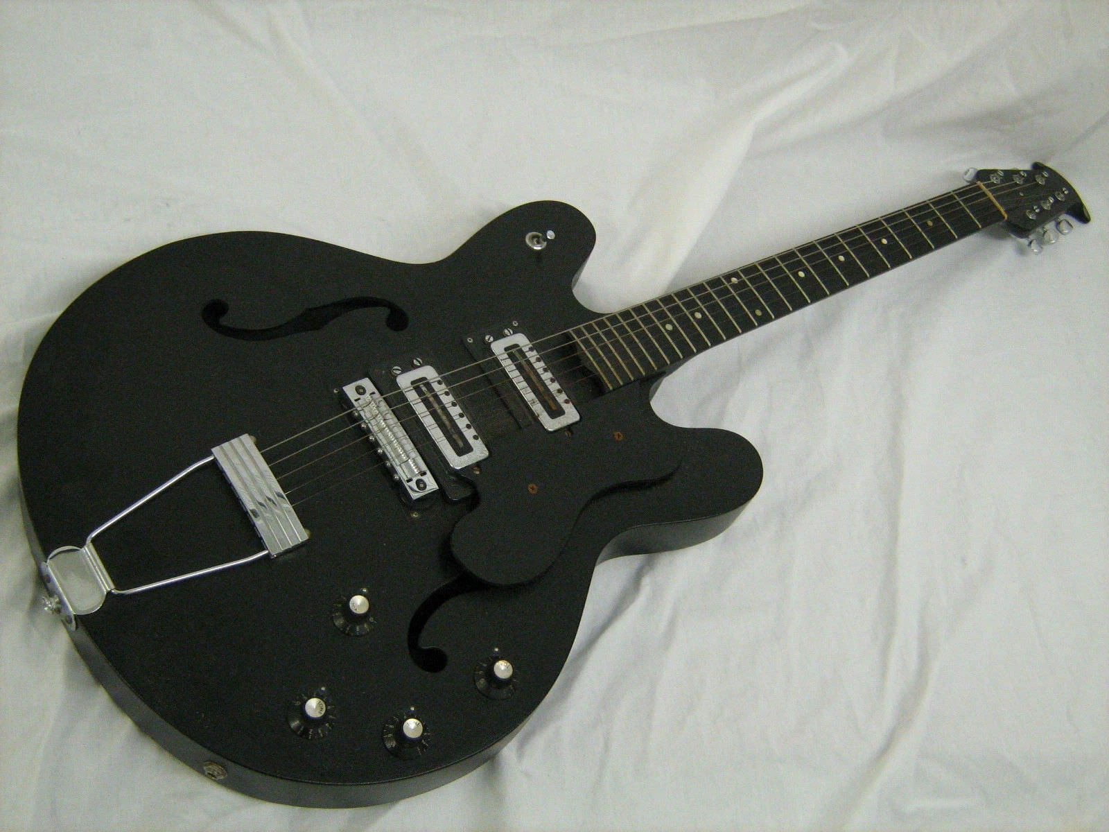 Picture 1 of 1