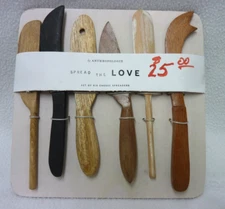 NIP ANTHROPOLOGIE SPREAD THE LOVE SET OF 6 WOOD CHEESE SPREADERS