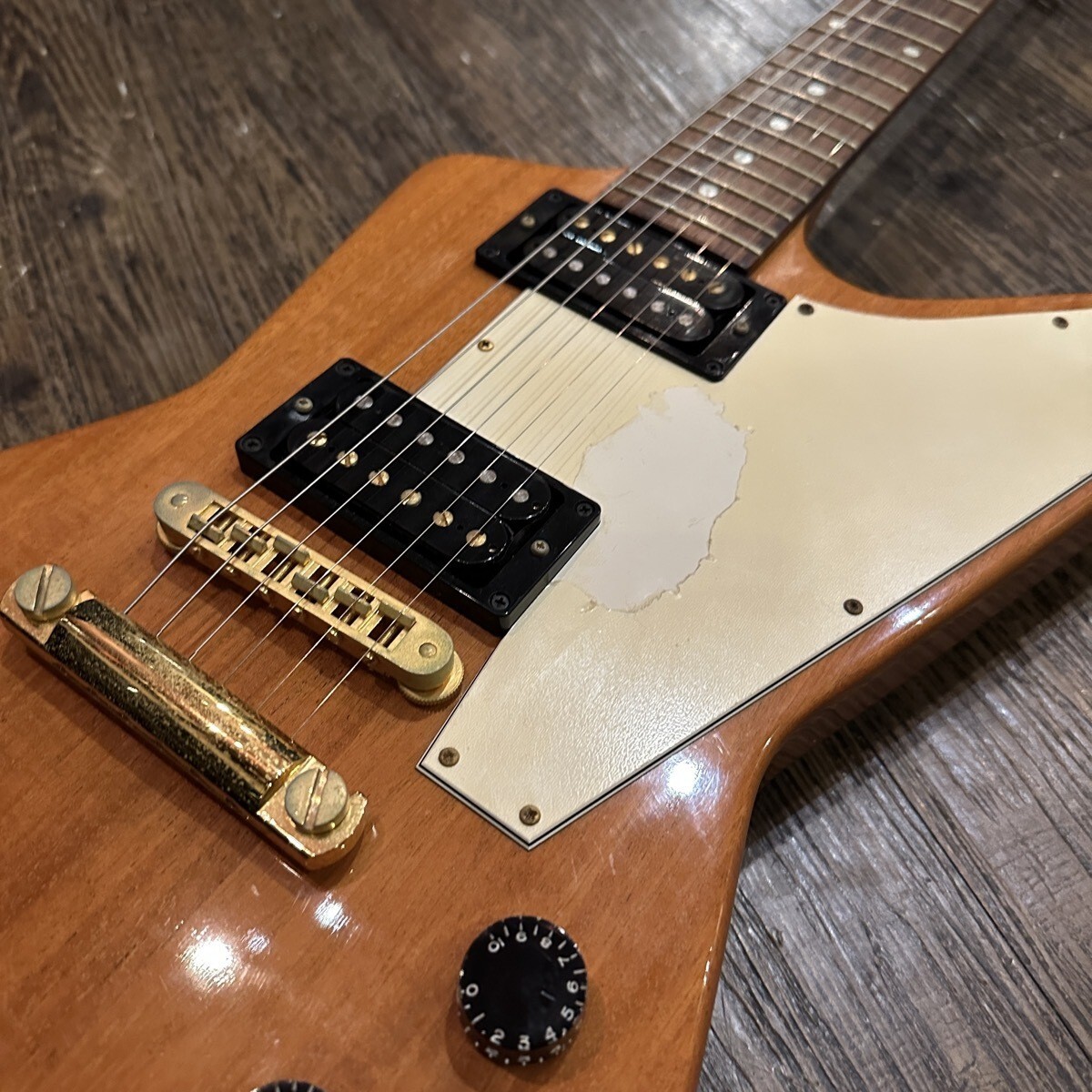 ギター Gibson Limited Edition Explorer '76 Gibson Limited Edition Explorer '76 Vintage Reissue Natural