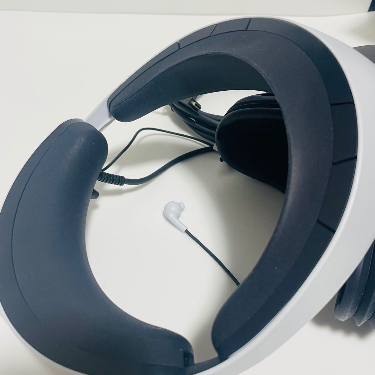 PlayStation VR2（CFIJ-17000） SONY PlayStation VR2 CFIJ-17000 Headset & Sense Controllers