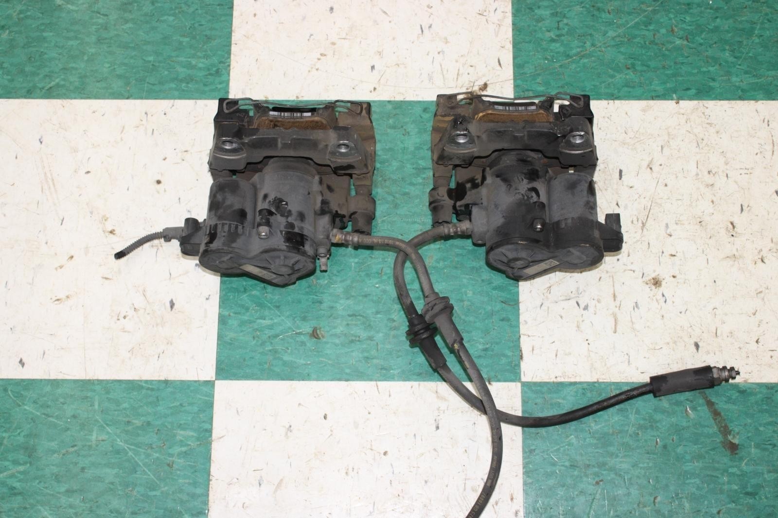 Maserati Ghibli 2014-2021 Rear Left, right Brake calipers Pair Black