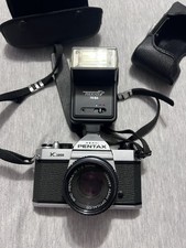 PENTAX K1000 Silver 35mm SLR Film Camera w/ SMC Pentax-M 50mm f/2 Lens