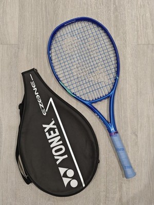 Yonex EZONE 26 Zoll Junior Graphit Tennisschläger - Blast Blue, mit Abdeckung