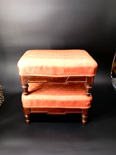 PAIR OF ANTIQUE FOOTRESTS ANTIQUE FURNITURE WALNUT WOOD