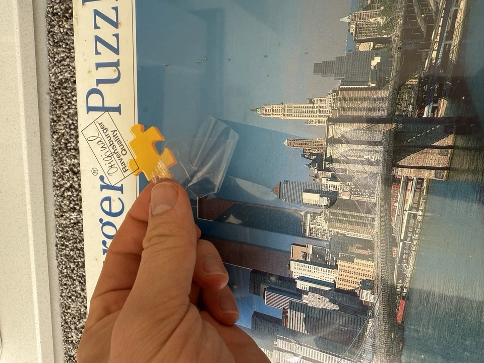 Vintage 1992 New York City Ravensburger 5000 Piece Puzzle Jigsaw Twin Towers - Image 2 of 4