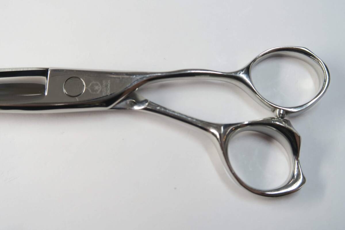 Used MIZUTANI SCISSORS CRONOS 2 Scissors 5.8 inches Right-Handed, for Dry Cuttin