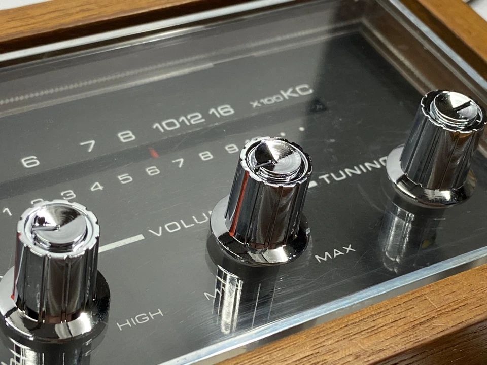 Vintage Sony Solid State Transistor Clock Radio Model 8RC-54 Retro 1960s V.Clean - Image 3 of 4