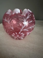Vintage Fenton Cranberry Opalescent Daisy and Fern Art Glass Rose Bowl Vase