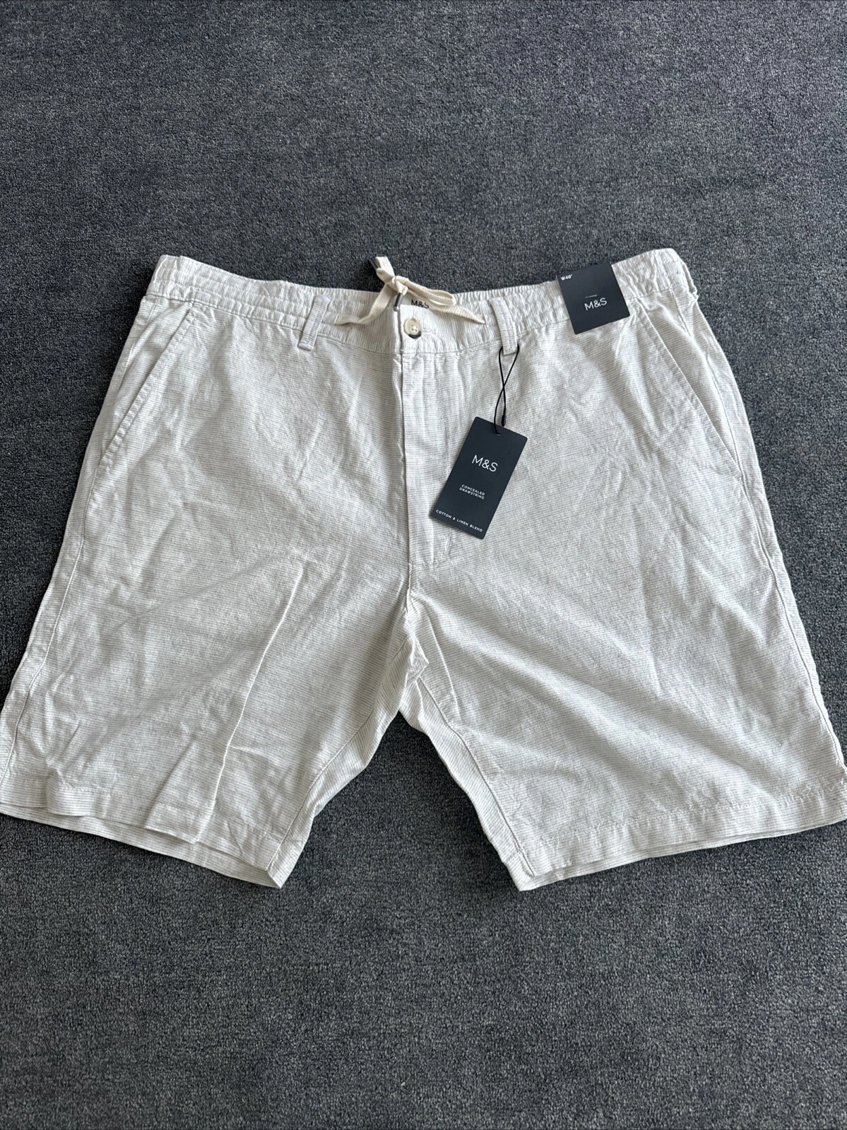 Marks and Spencer Men’s Cotton and Linen Blend Shorts W40”