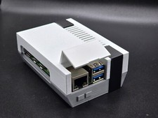 NES-Inspired Raspberry Pi 5 Case – Retro Gaming Look, Pi 5 Case