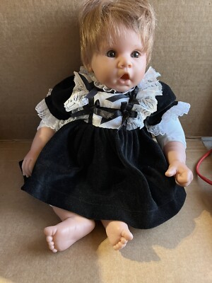 1999 Lee Middleton Doll By Reva Thumb Sucker Limited Edition