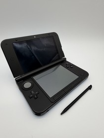 Nintendo 3DS XL Blue and Black With SD Card Working Tested USA