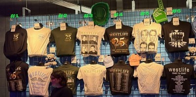 HOT Westlife 25th Anniversary World Tour 2026 T-Shirt Merch Reprint