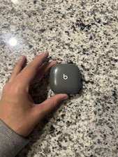 Beats by Dr. Dre Wireless Bluetooth Charging Case Without Earbuds