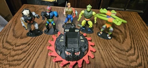 VINTAGE ORIGINAL HEMAN MOTU VEHICLE AND FIGURES LOT!!!