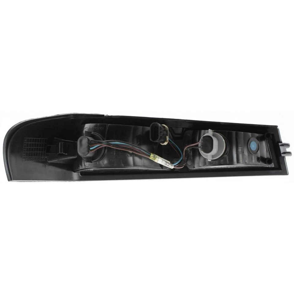 For 2004-2012 Chevy Colorado Parking Signal Side Marker Light Driver & Passenger - Image 2 of 3