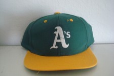 OAKLAND A'S ---YOUTH----  SCRIPT SNAPBACK DEADSTOCK HAT CAP VINTAGE B4