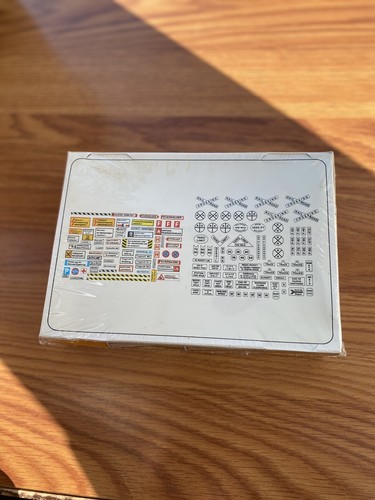 POLA - N 221 Houses Being Constructed N Gauge Unbuilt Mint! Boxed NEW - Picture 4 of 6