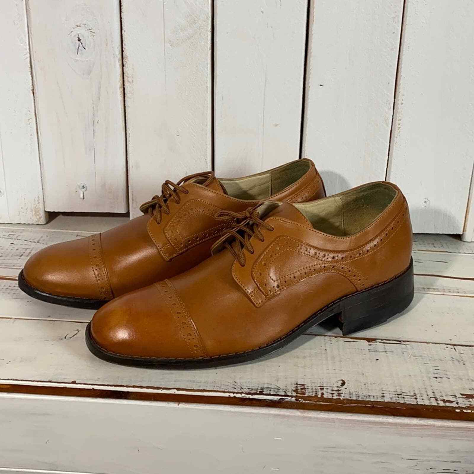 Men's size 8 D'el Leon dress shoes CP 