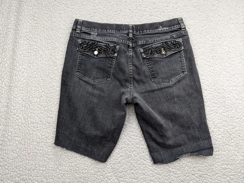 Pantalones cortos bermudas de tiro medio para mujer White House Black Market 10 recortados Foto 2 de 4