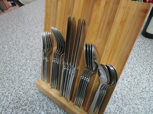 Bamboo Flatware Caddy Cutlery Holder 5-Compartment Silverware Holder - Picture 2 of 5