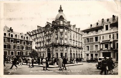 Carte Postale Ancienne Le Mont-Dore - Place Michel Bertrand - CPA 63 (années 1900)