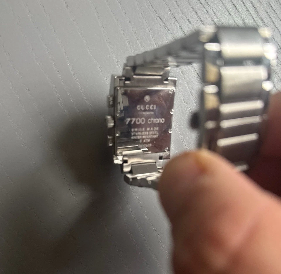 Gucci 7700M Orologio Cronografo Argento da uomo usato - Immagine 3 di 3