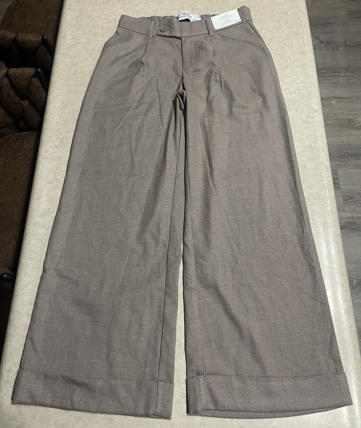 Hollister Womens Low Rise Livvy Wide Leg Gray Work Pants XS Short NWT