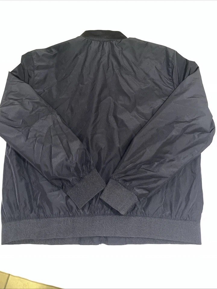 H&M夹克黑色大号夹克二手状况良好 — 第 4/4 张图片