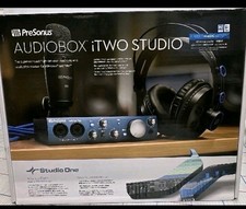 PreSonus AudioBox iTwo Studio Bundle Kit di registrazione - iTwo, microfono M7, cuffie