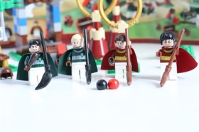 LEGO - Harry Potter: Quidditch Match (4737) (2010) - 100% Comp. with Minifigures
