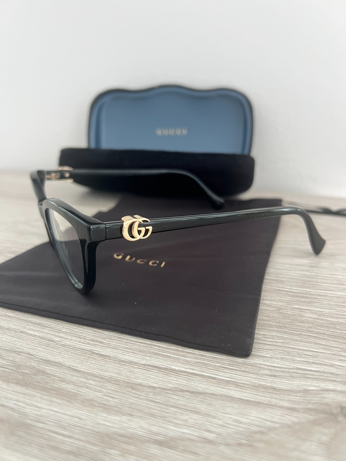 Gucci - Black Frames - GG11790 - 001 - 49/17/145 - XS - EUC thumbnail 6