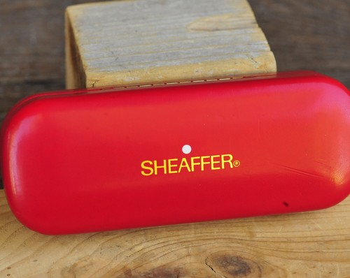 Sheaffer Holidays Originals, White Dot, 1996 The Holly Fountain Pen USA w/Box - Picture 14 of 17