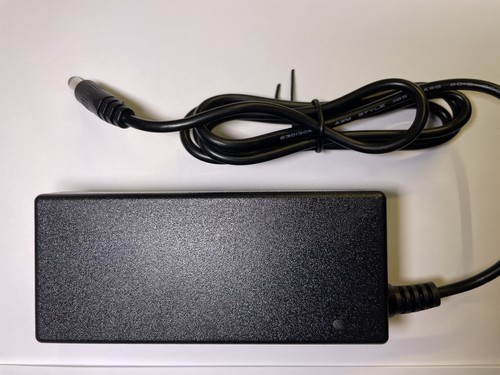 Daewoo DLP-17D3 TV Compatible 12V Mains AC-DC 5A UK Power Supply Adaptor - Picture 6 of 8