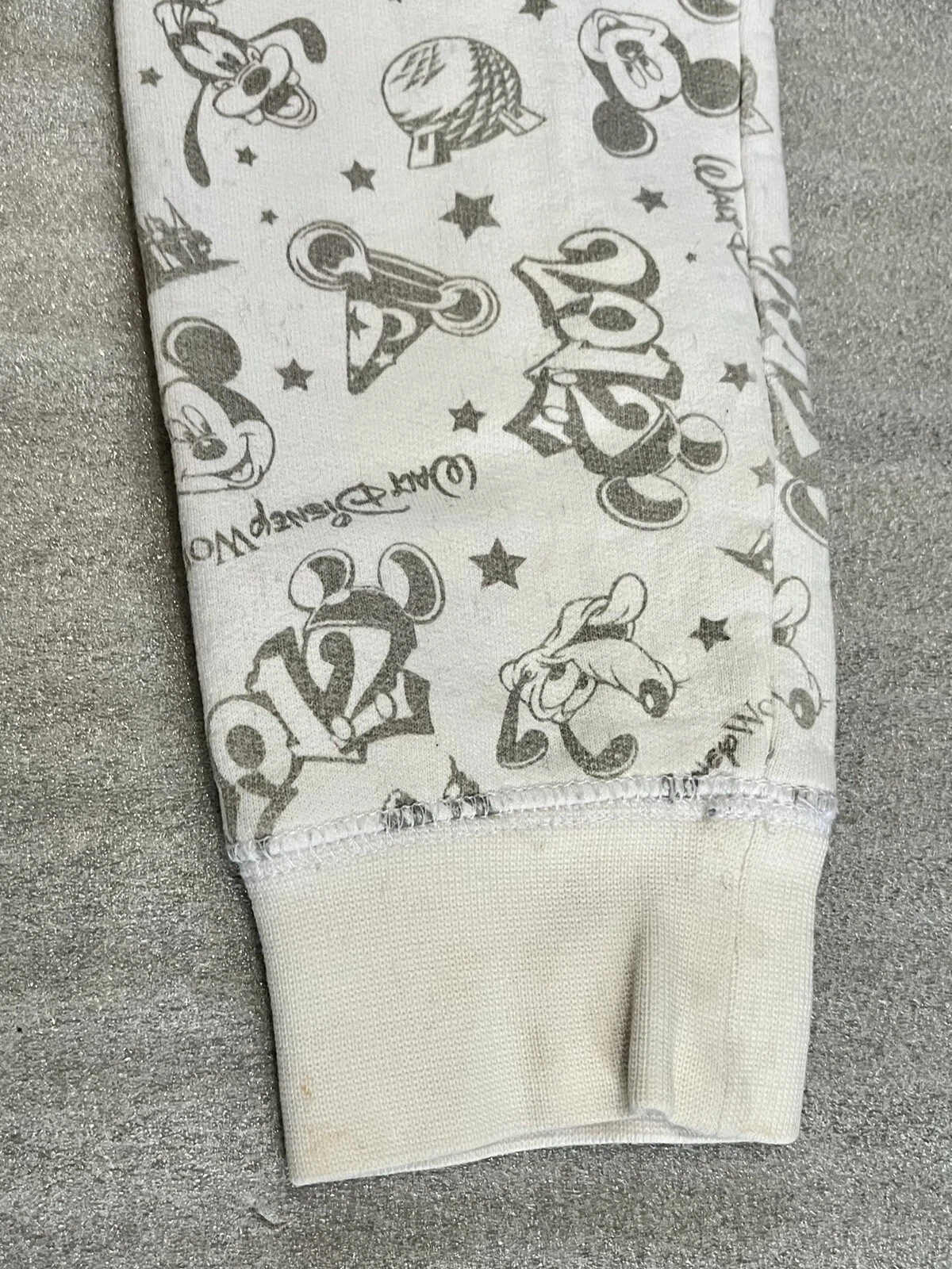 OFF WHITE Felpa con cappuccio e zip ricamata Disney Parks 2012 (donna piccola)