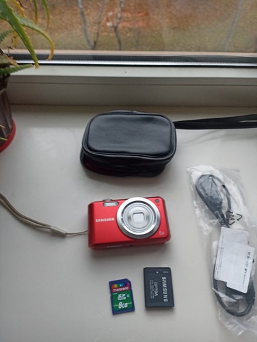 š„RARA fotocamera compatta digitale rossa Samsung ES70 12,2 MPš„SET COMPLETO FUNZIONANTEš„ - Foto 3 di 7
