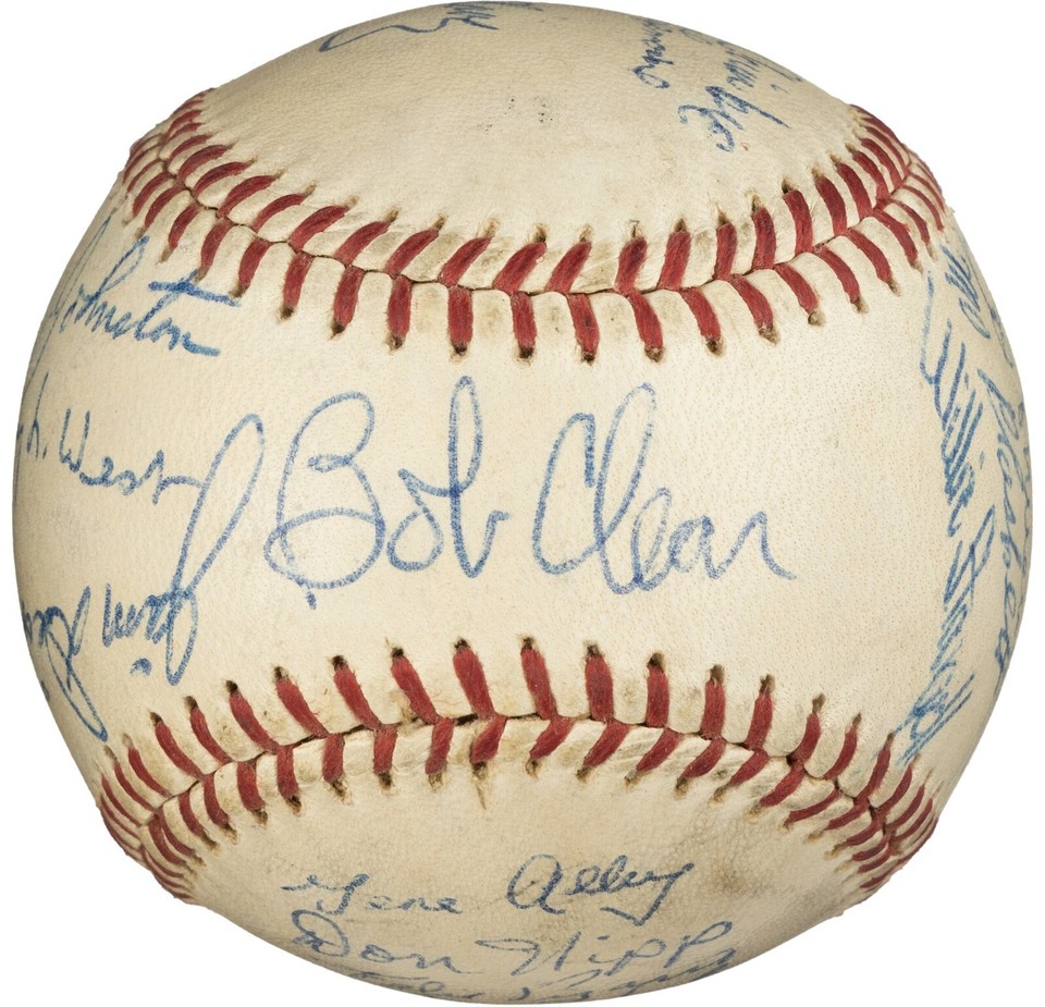 Willie Stargell Pre Rookie 1960 Grand Forks Chiefs Team Signed Baseball