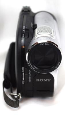 Sony Hybrid 40x Zeiss Optical Zoom Handycam Untested For Parts
