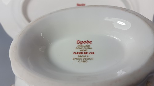 SPODE FLEUR DE LYS GOLD Y8063 TABLEWARE, *SOLD INDIVIDUALLY, TAKE YOUR PICK* - Picture 25 of 38