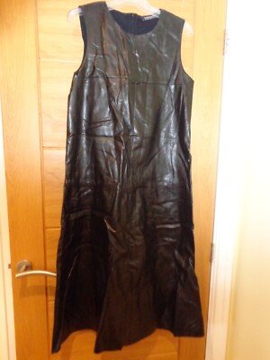 'S Max Mara black long midi leather faux sleeveless dress pinafore