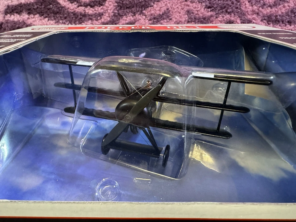 Model Power- Fokker DR-1 Triplane, Ltn. Josef Jacobs, 1:48 #6432 - Image 4 of 4