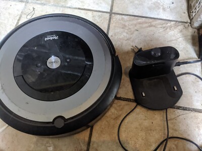 iRobot Roomba e6 Smart Vacuum (Model RVC-Y1) WiFi W/ Charging Base ++ WORKING! 