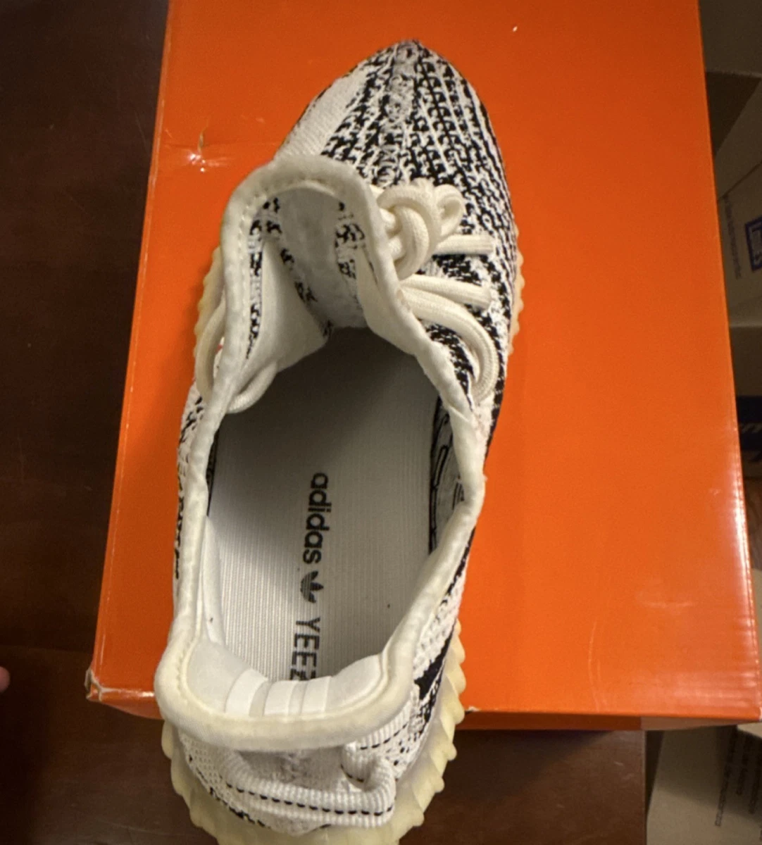 Las mejores ofertas en Yeezy 350 V2 Zebra Boost White | eBay