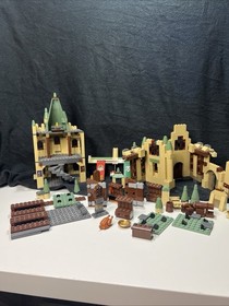 LEGO Harry Potter Hogwarts Castle Set 4842 - Parts As Shown & Manuals