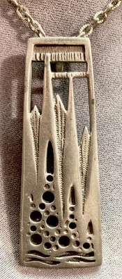 Scottish Ceard Modernist hand crafted pewter Arran pendant & chain, mid 1970s