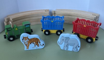 Melissa & Doug Zoo Animal Train Set #0643 Complete Very Nice