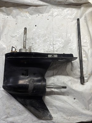 1994-1998 Mercury COUNTER ROT Lower  200 225 250HP 3.0L  822442T83 Freshwater