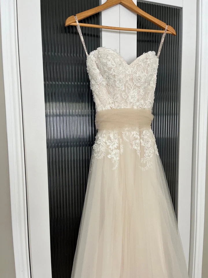 Vestido de novia sin tirantes talla 2 Maggie Sottero marfil encaje novia con Sach Foto 4 de 4