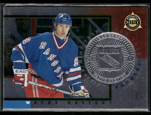 Wayne Gretzky [Silver] #18 1997 Pinnacle Mint card